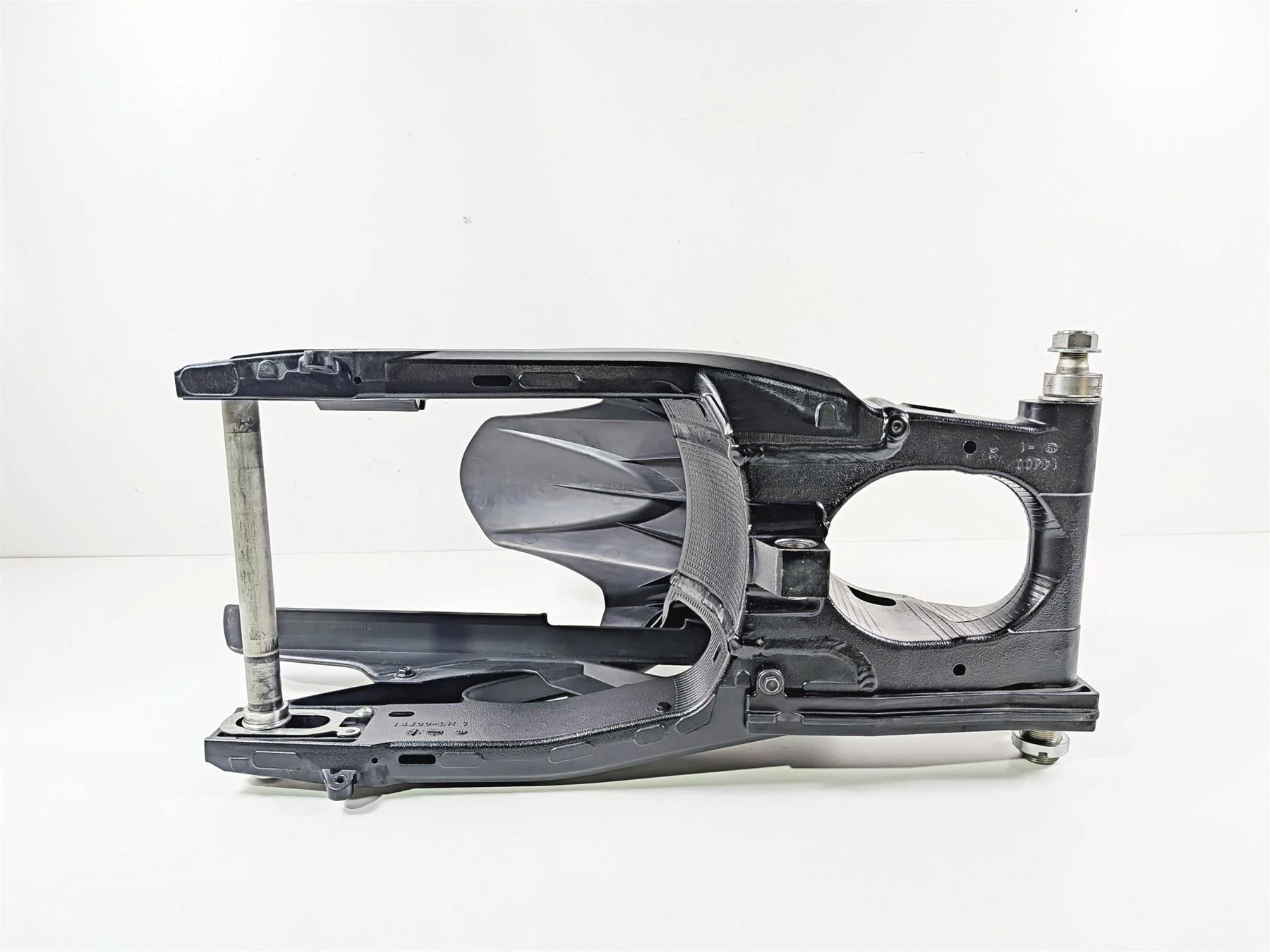 2024 Suzuki GSXR600 Nice Rear Swing Arm Swingarm & Fender 61000-14J01-YAP - Image 7