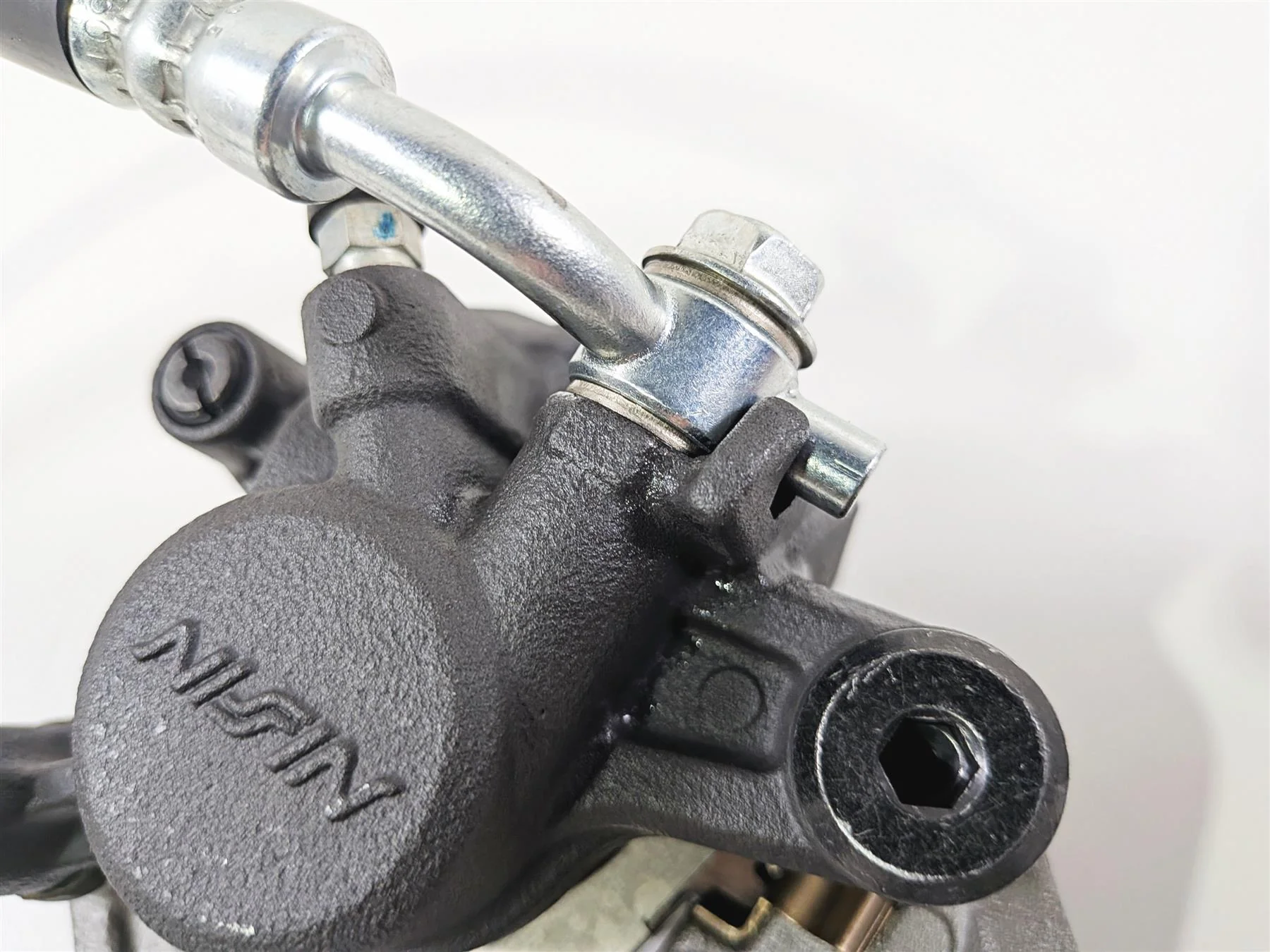 2024 Suzuki GSXR600 Nissin Rear Brake Caliper & Bracket 69100-47H10-999 - Image 12