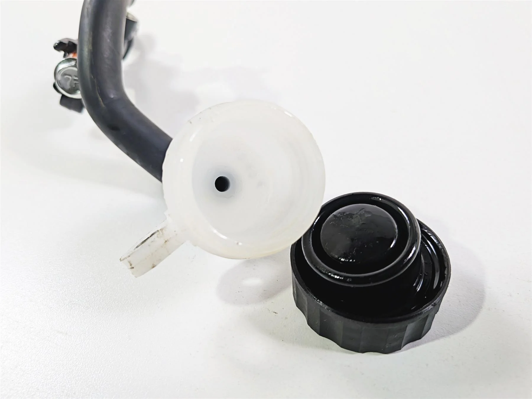 2024 Suzuki GSXR600 Nissin Rear Brake Master Cylinder 14mm 69600-47H31 - Image 10