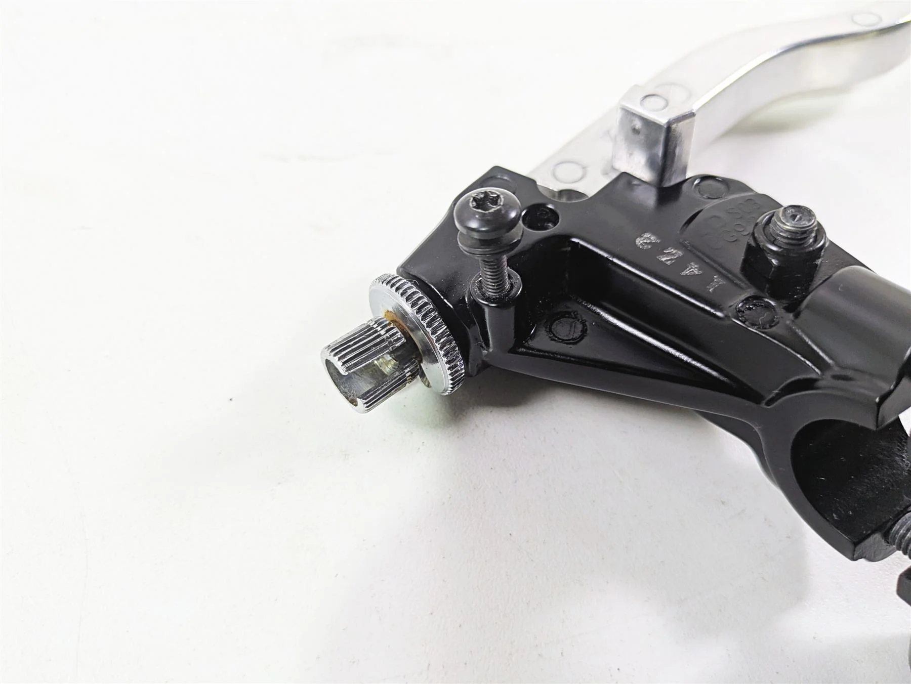 2024 Triumph Street Triple 765 R Clutch Perch & Lever T2043872 - Image 11