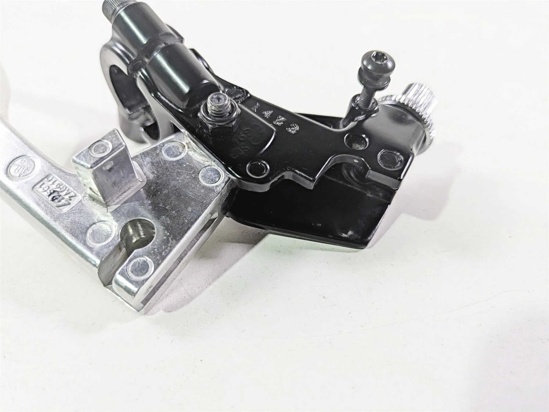 2024 Triumph Street Triple 765 R Clutch Perch & Lever T2043872 - Image 12