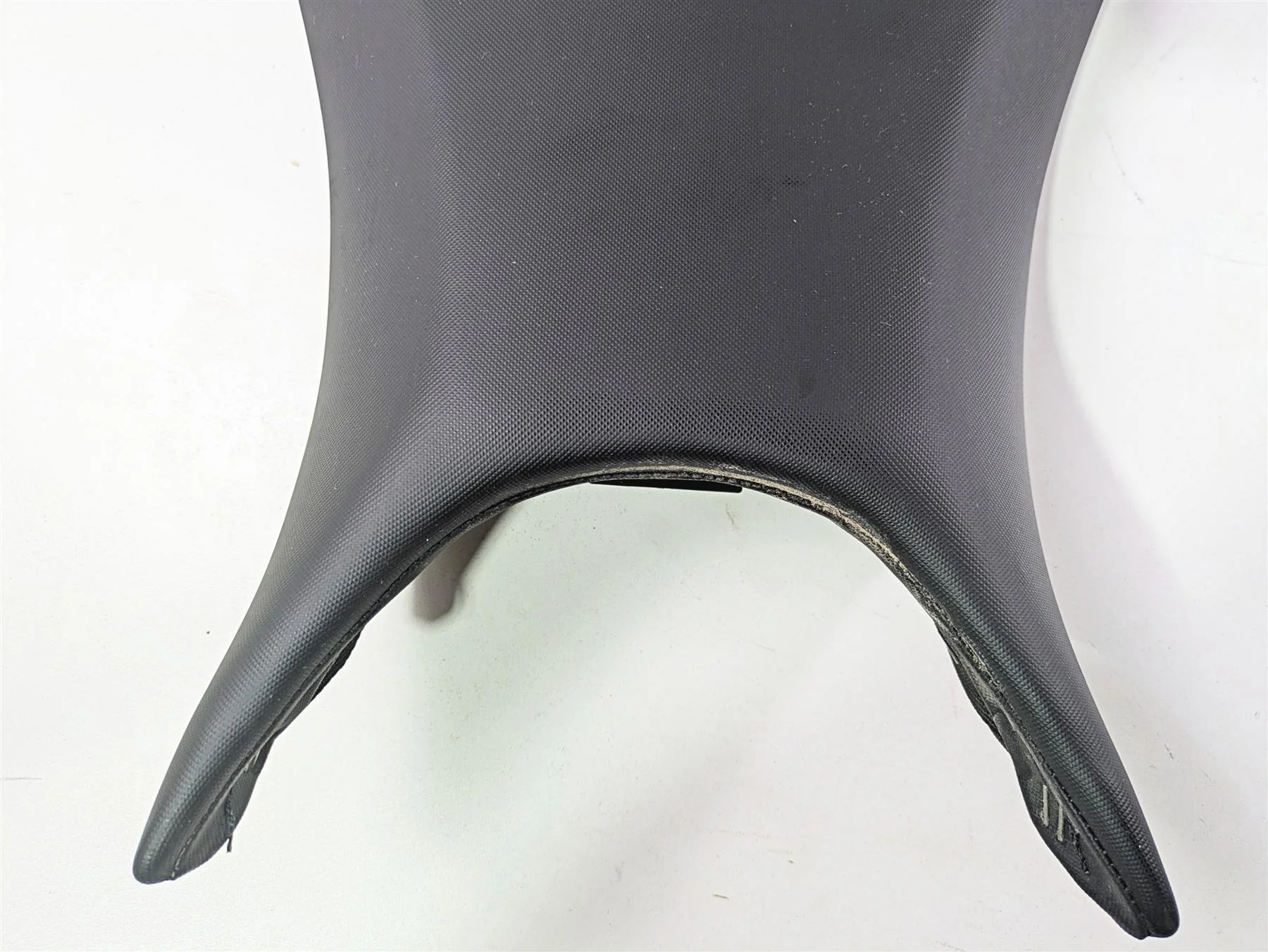 2024 Triumph Street Triple 765 R Front Rider Driver Seat Saddle T2310815 - Image 11