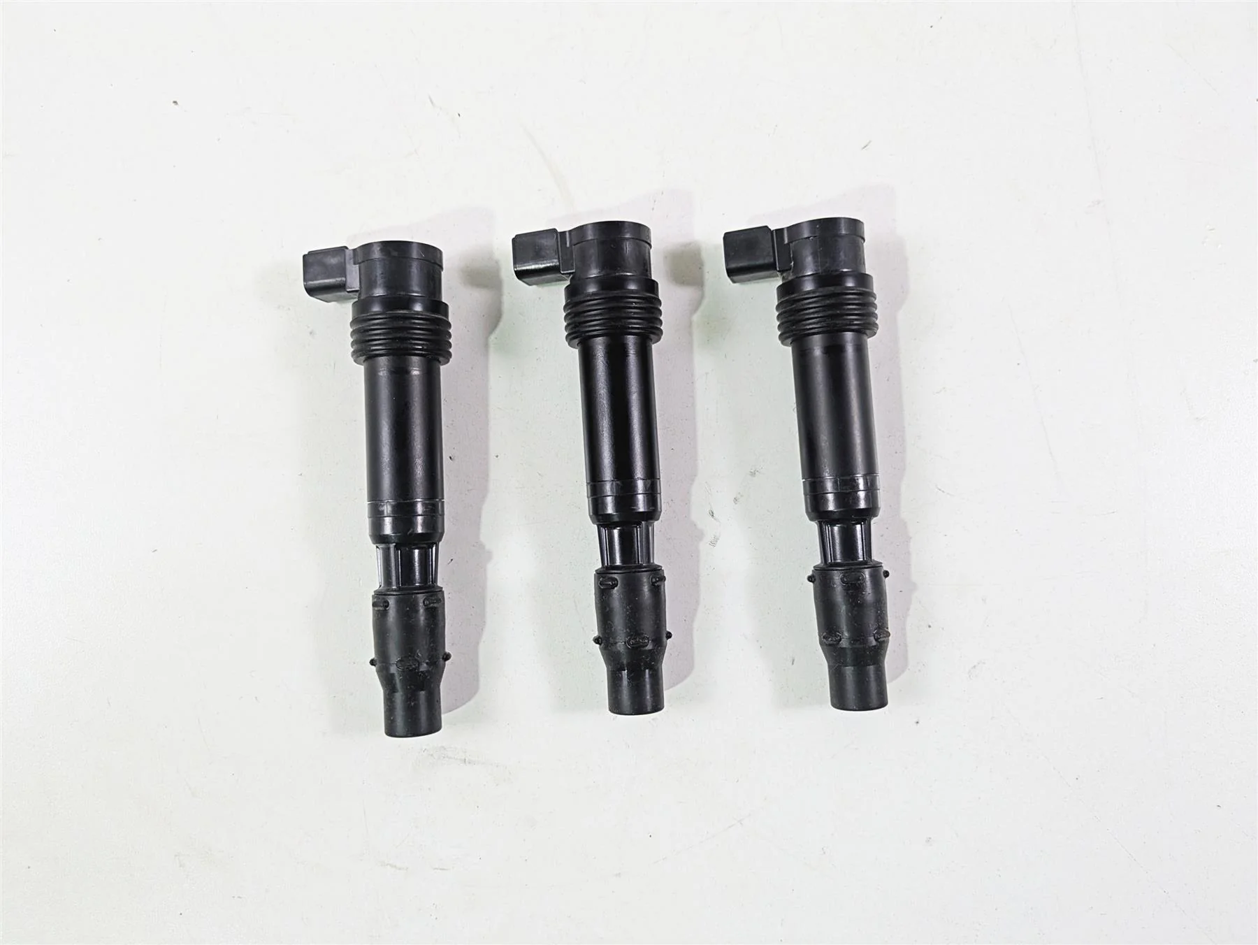 2024 Triumph Street Triple 765 R Ignition Coils Stick Coil Set T1291504 - Image 4