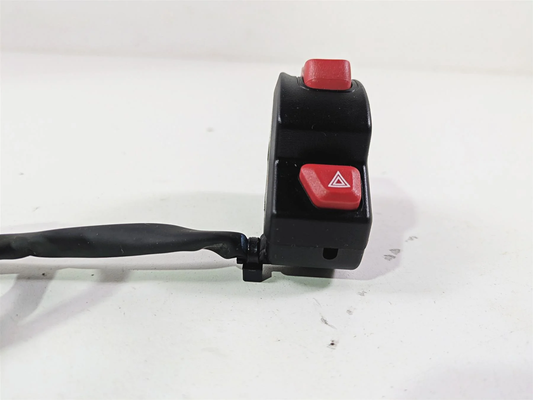 2024 Triumph Street Triple 765 R Right Hand Start Stop Control Switch T2043559 - Image 3