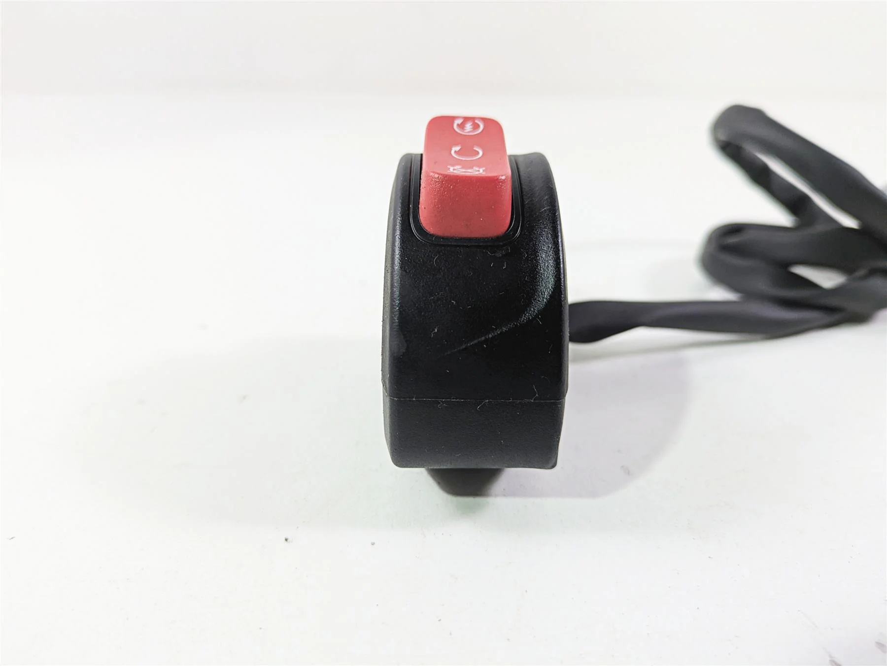 2024 Triumph Street Triple 765 R Right Hand Start Stop Control Switch T2043559 - Image 5