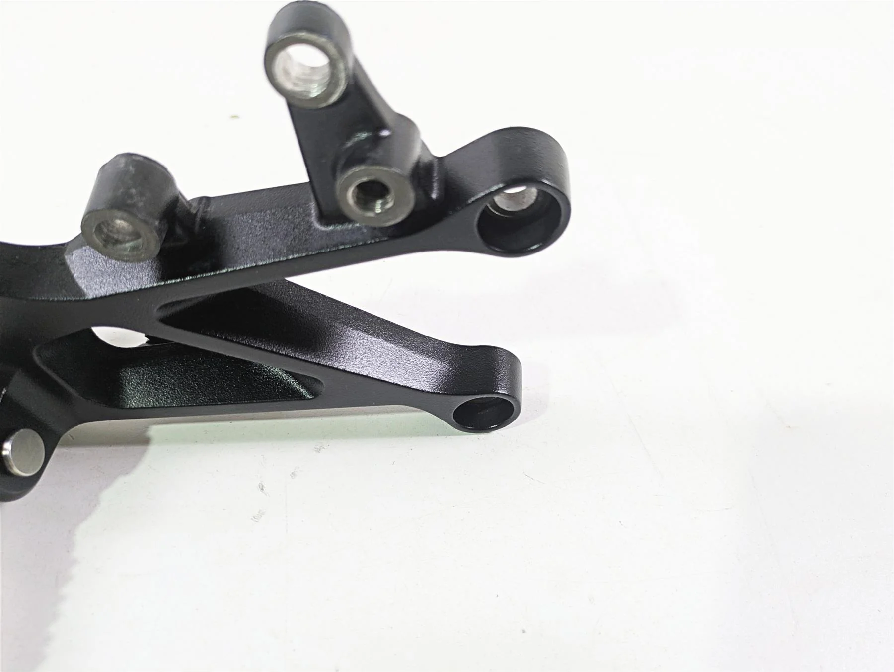 2024 Triumph Street Triple 765 R Right Rider Footpeg & Mount Set T2082980 - Image 4