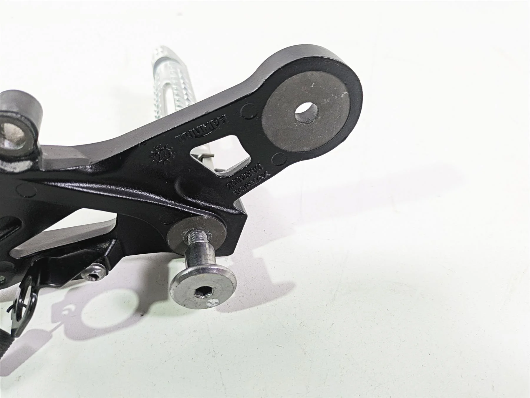 2024 Triumph Street Triple 765 R Right Rider Footpeg & Mount Set T2082980 - Image 8