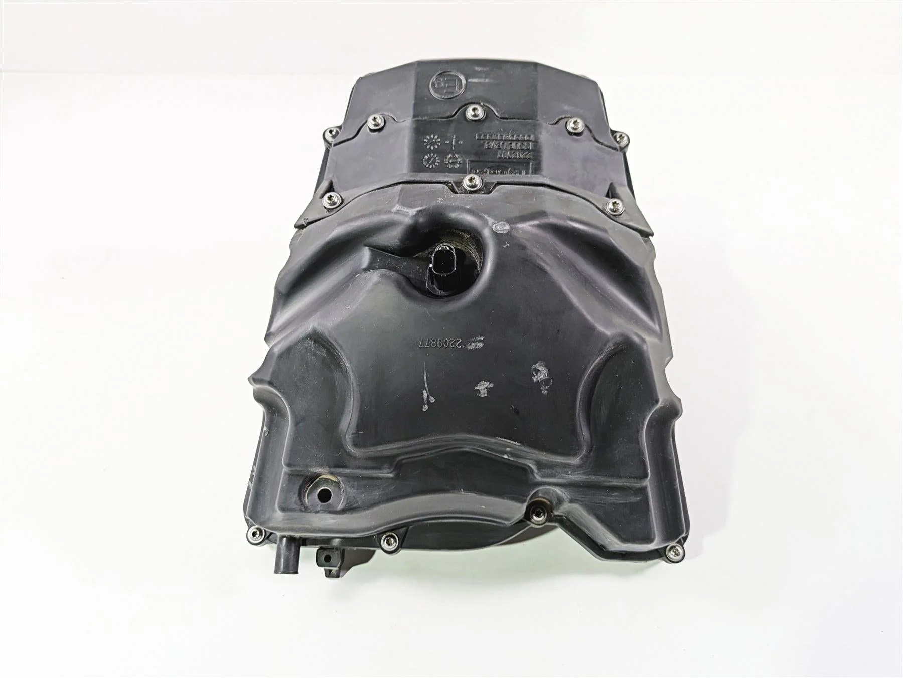 2024 Triumph Tiger 900 GT Air Box Cleaner & Tubes Set T2209565 T2202707 - Image 4