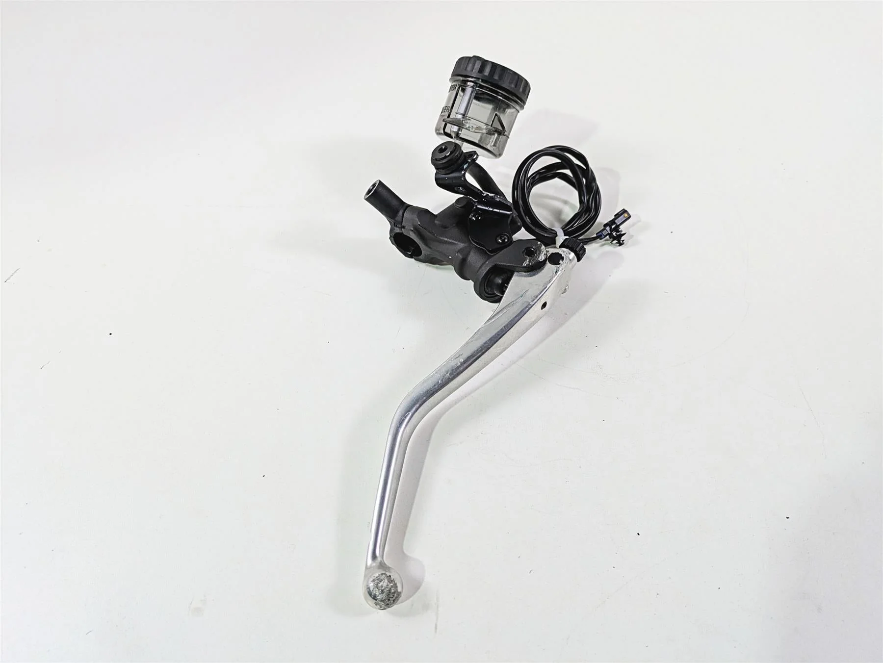 2024 Triumph Tiger 900 GT Front Radial Brake Master Cylinder T2022194 - Image 2