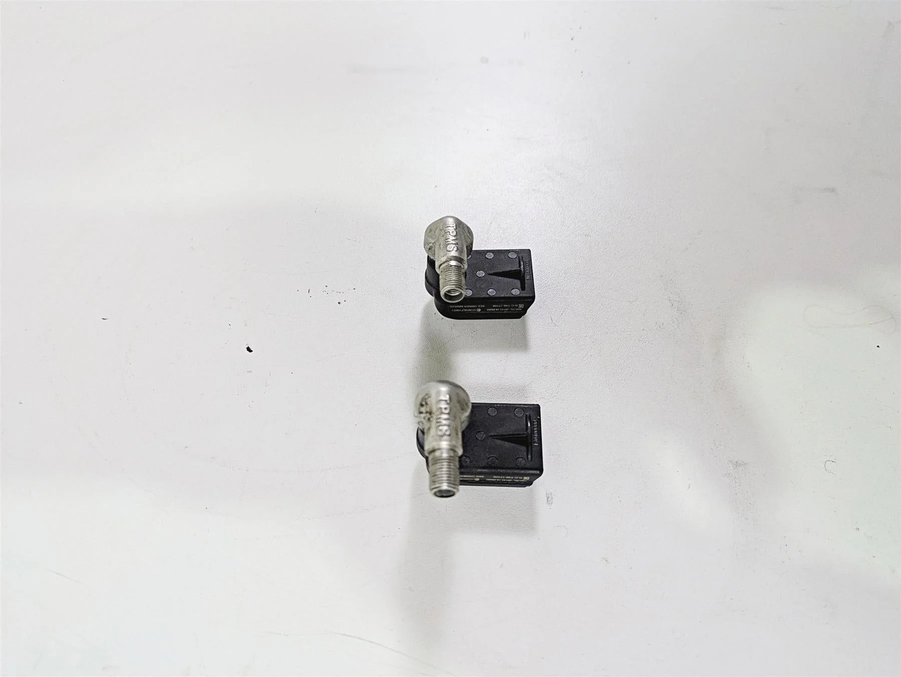 2024 Triumph Tiger 900 GT Front Rear Tpms Tire Pressure Sensor 434Mhz T2504280 - Image 2