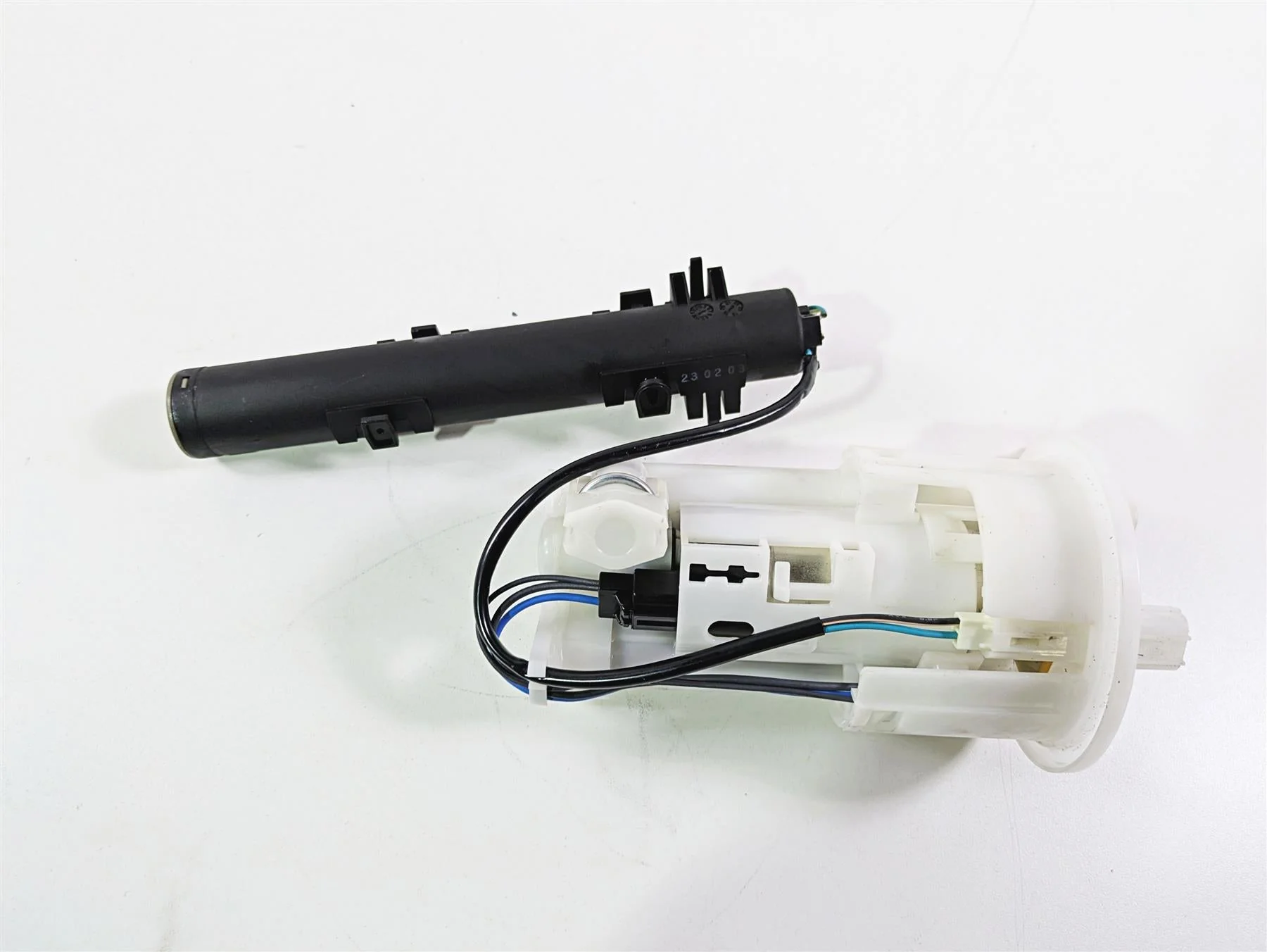 2024 Triumph Tiger 900 GT Fuel Gas Petrol Pump - Tested T2400735 - Image 6