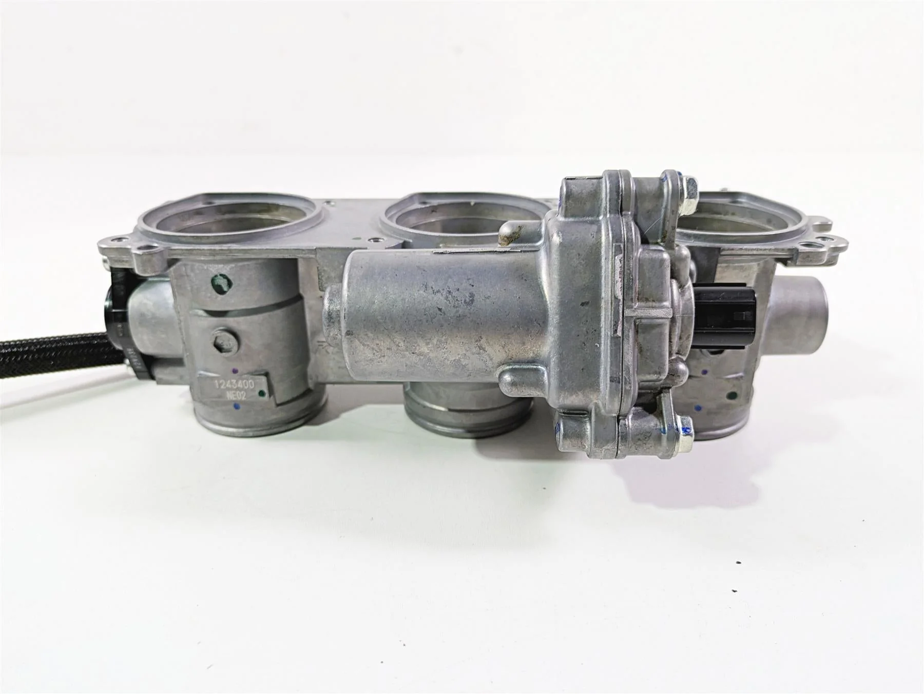 2024 Triumph Tiger 900 GT Keihin Throttle Body Fuel Injection Set T1243400 - Image 10