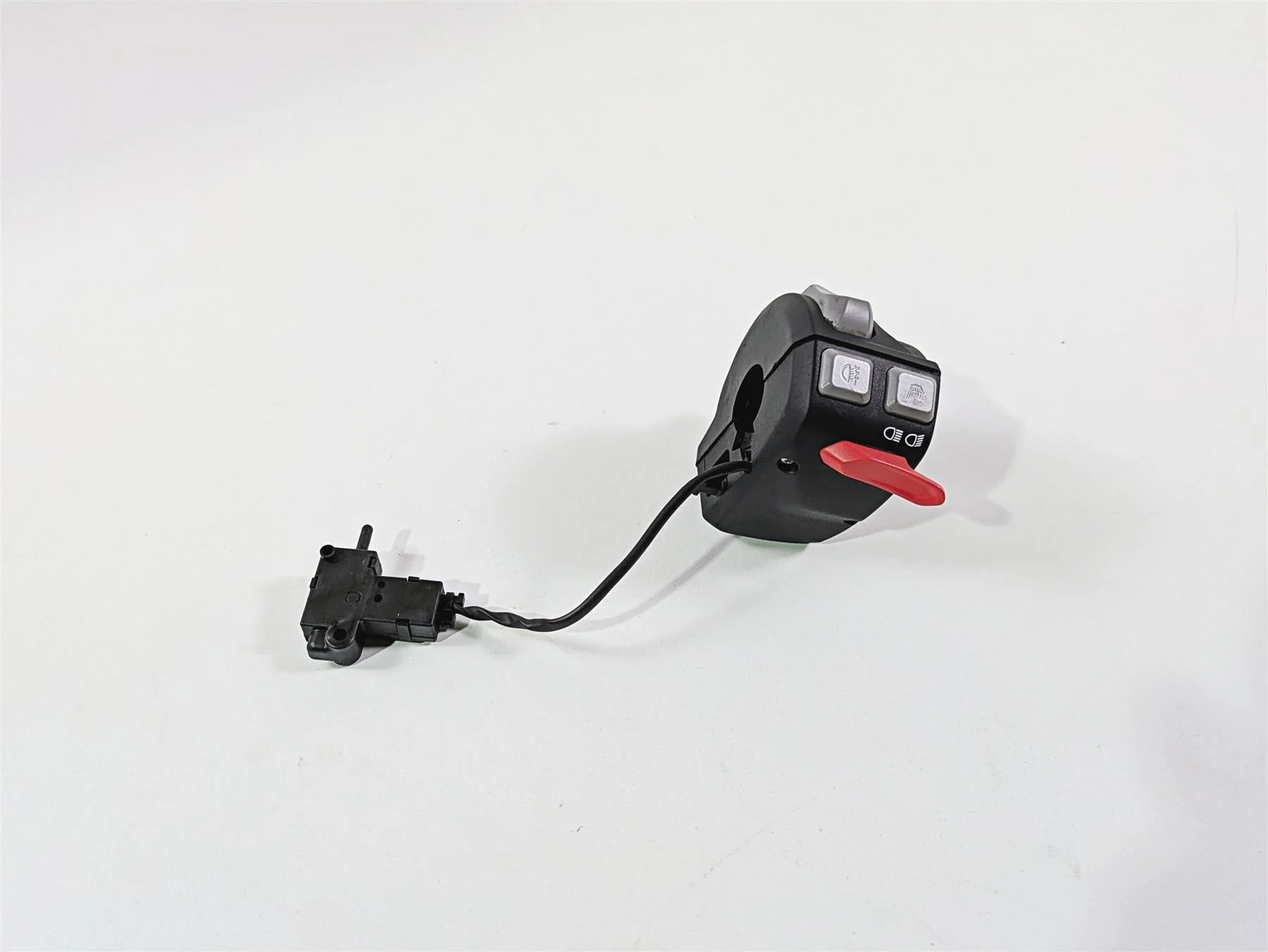 2024 Triumph Tiger 900 GT Left Hand Turn Signal Control Switch T2044782 - Image 5