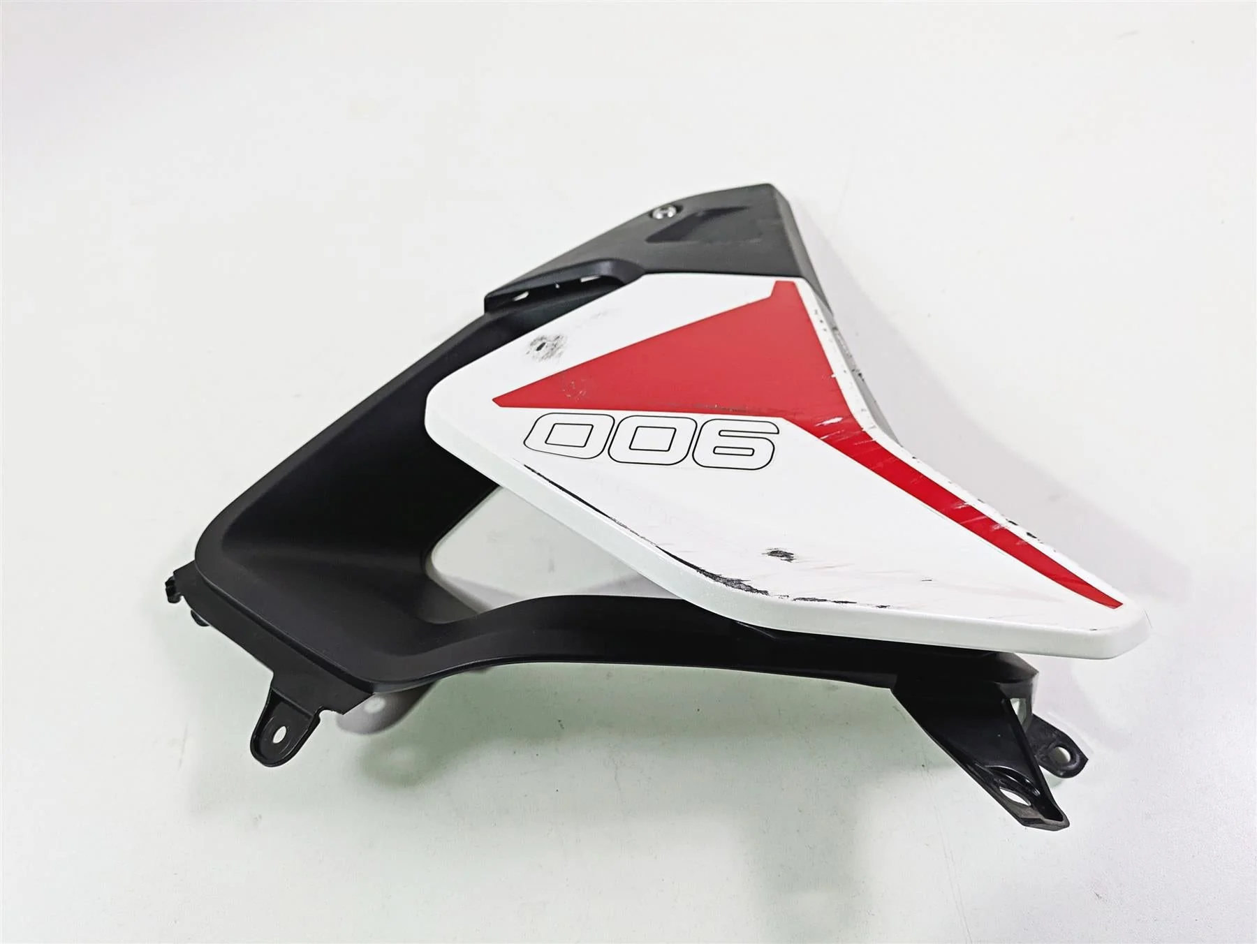 2024 Triumph Tiger 900 GT Left Main Fairing Cover Cowl T2311613 T2311713 - Image 3