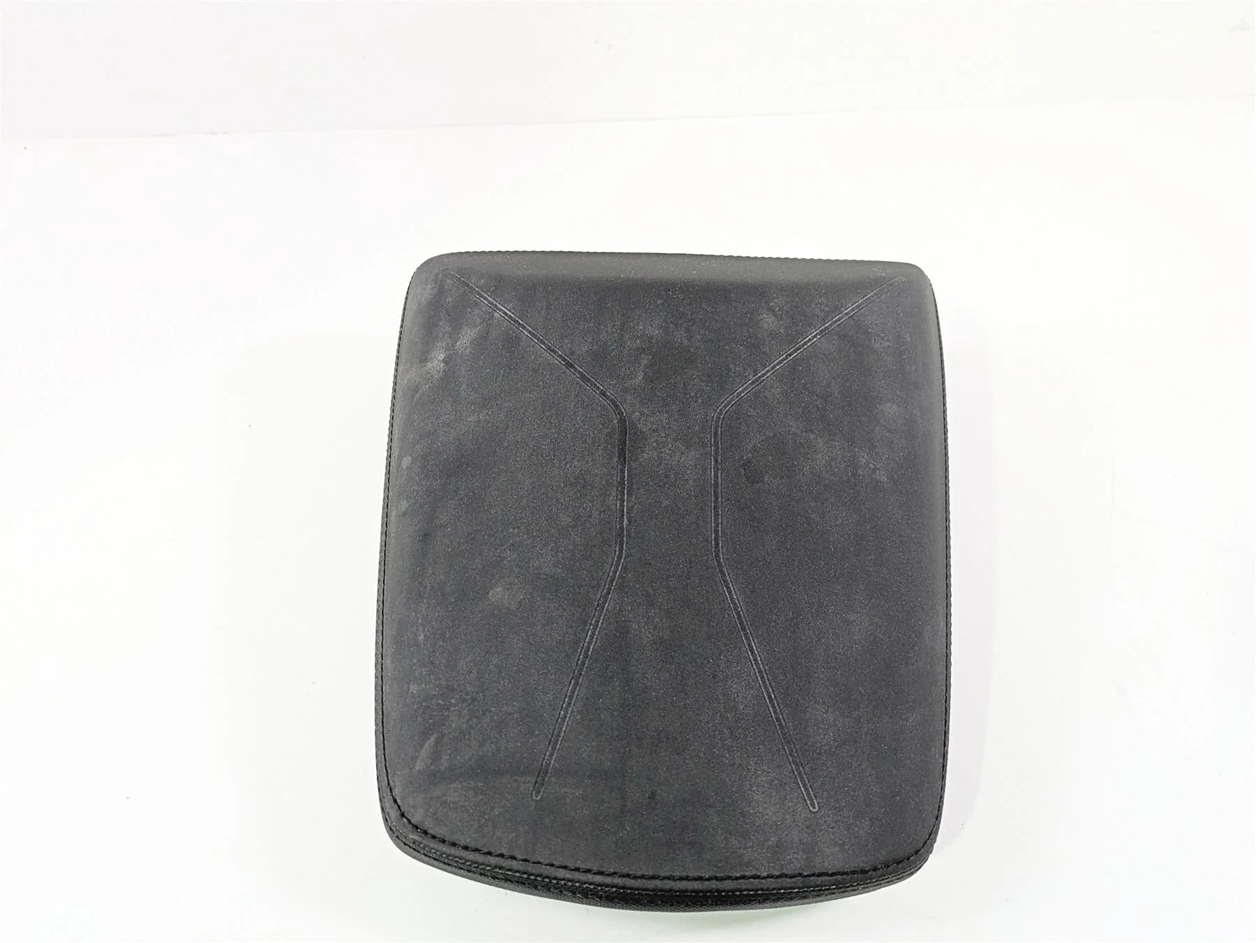 2024 Triumph Tiger 900 GT Rear Passenger Seat Saddle Comfort 2 tone T2311981 - Image 2