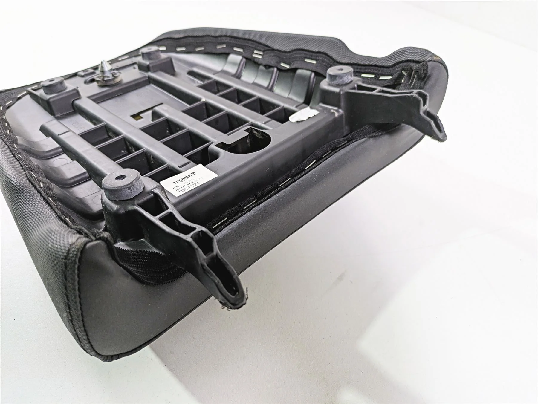2024 Triumph Tiger 900 GT Rear Passenger Seat Saddle Comfort 2 tone T2311981 - Image 8