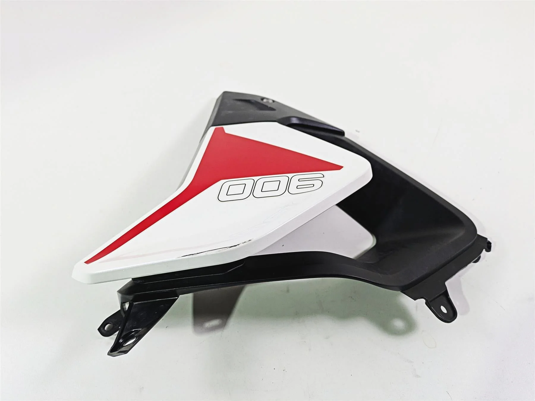 2024 Triumph Tiger 900 GT Right Main Fairing Cover Cowl T2311612 T2311712 - Image 3