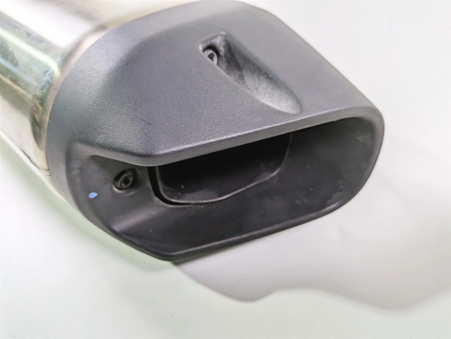 2024 Triumph Tiger 900 GT Stock Exhaust Pipe Muffler Silencer T2203699 - Image 12