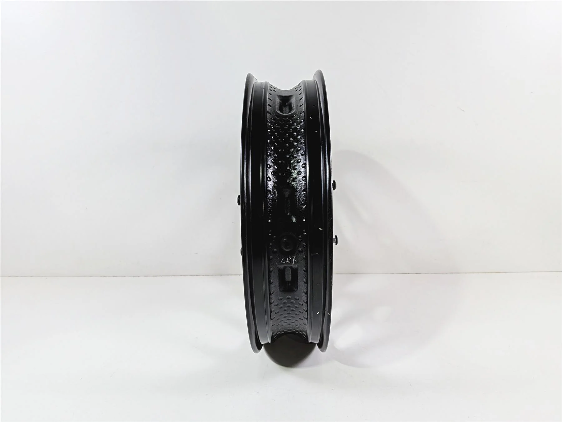2024 Yamaha YZF R1 RN65 17x3.5 Front Wheel Rim - Damage - Read 2CR-25168-00 - Image 7