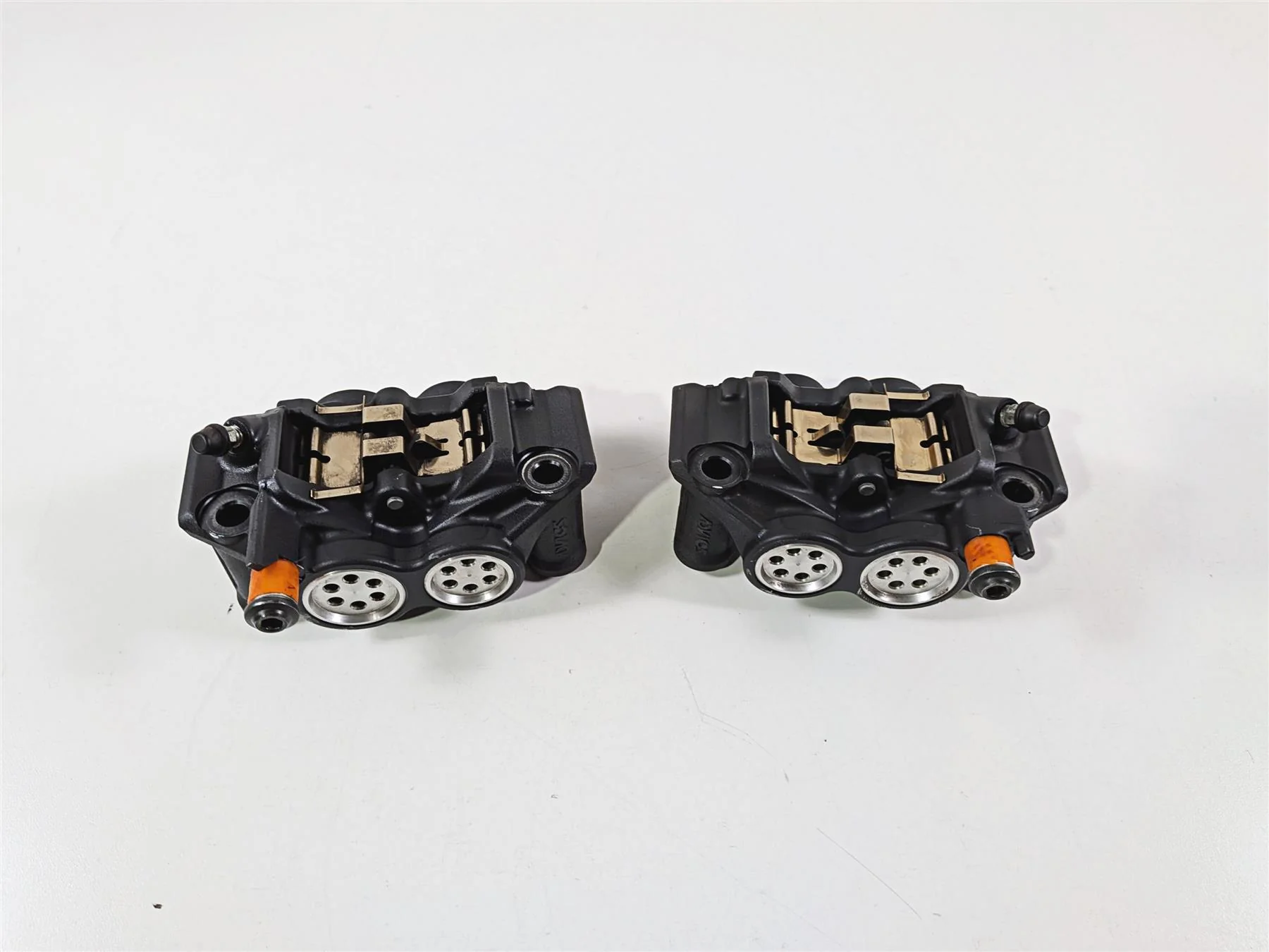 2024 Yamaha YZF R1 RN65 Front Brake Caliper Set 108mm - Read B3L-2580T-00-00