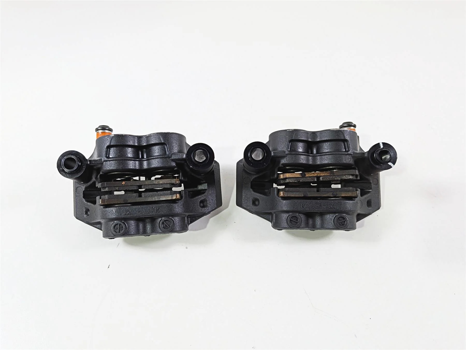 2024 Yamaha YZF R1 RN65 Front Brake Caliper Set 108mm - Read B3L-2580T-00-00 - Image 9
