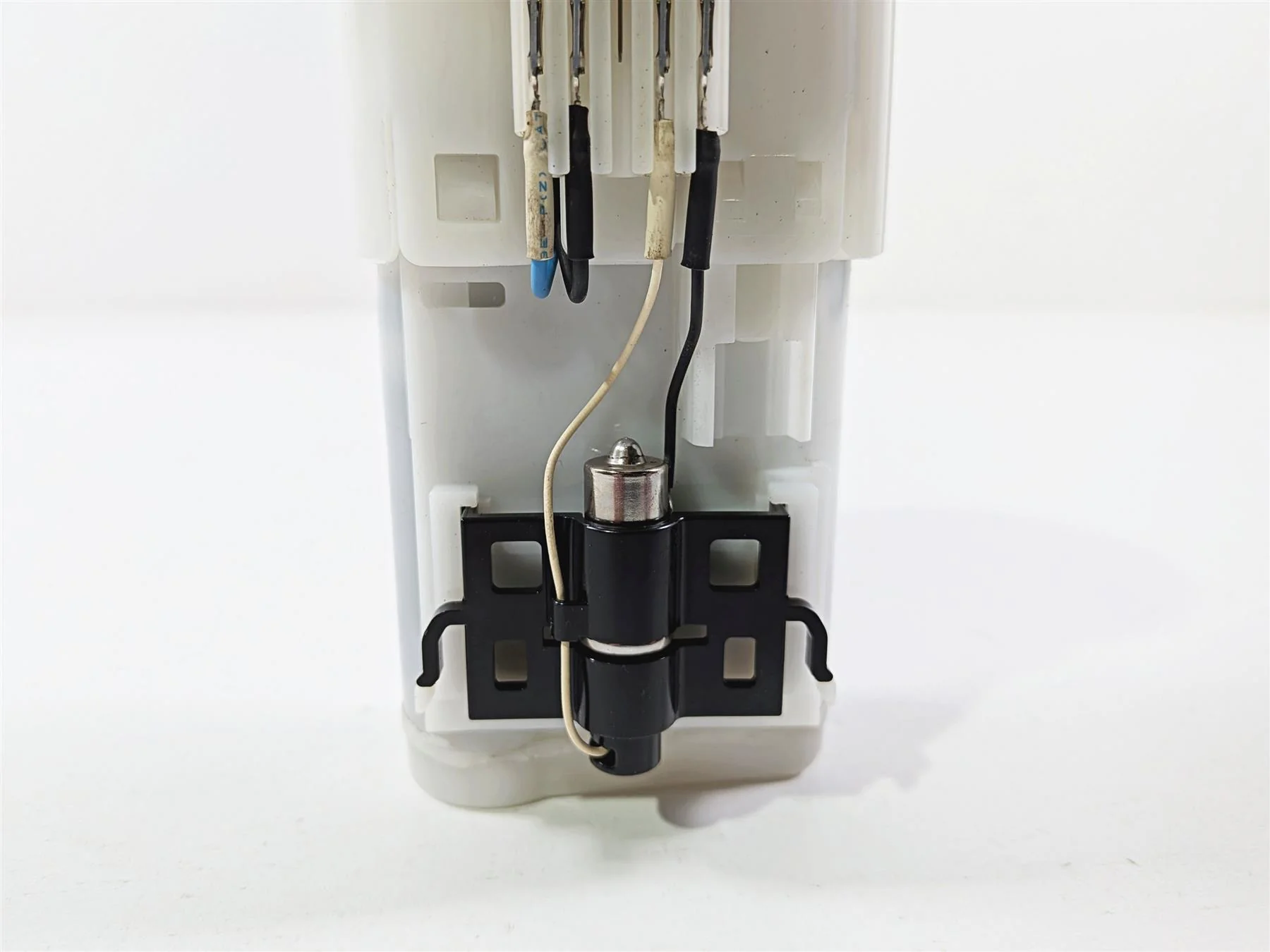 2024 Yamaha YZF R1 RN65 Fuel Gas Petrol Pump - Tested 2CR-13907-01-00 - Image 9