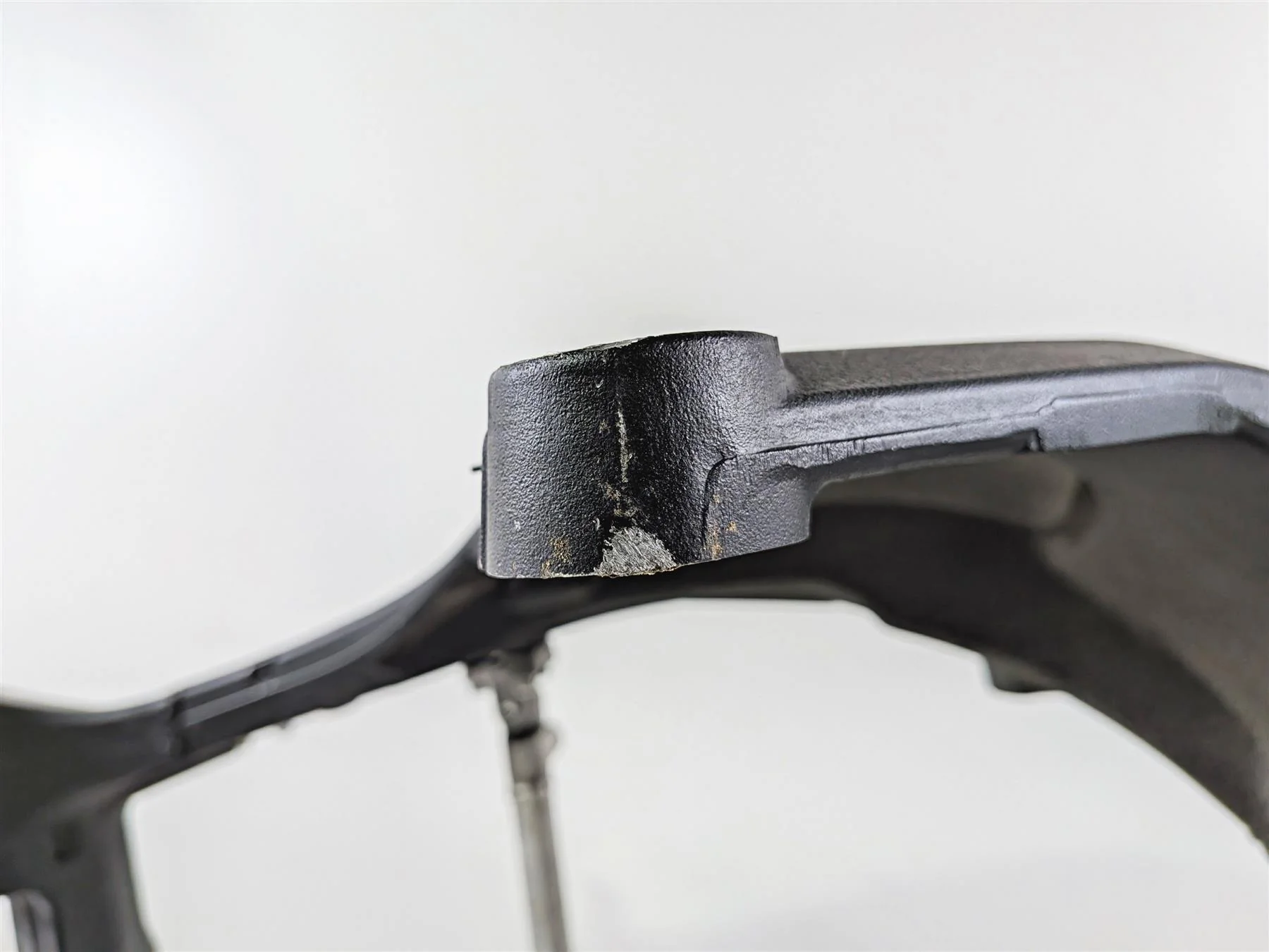 2024 Yamaha YZF R1 RN65 Main Frame Chassis - Damage - With Salvage Texas Title 2CR-21110-00-00 - Image 14