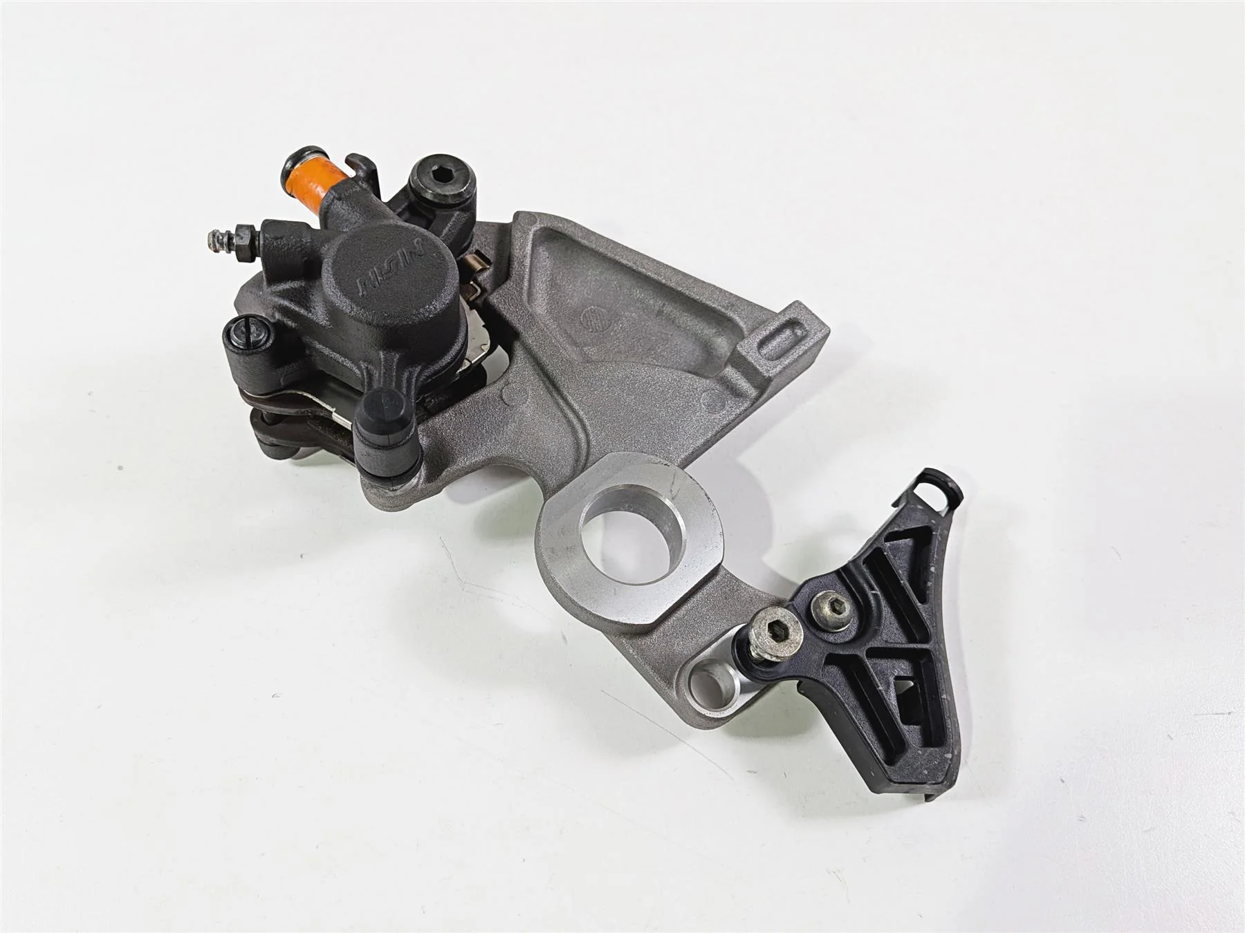 2024 Yamaha YZF R1 RN65 Nissin Rear Brake Caliper & Bracket 2CR-2580W-00-00 - Image 12