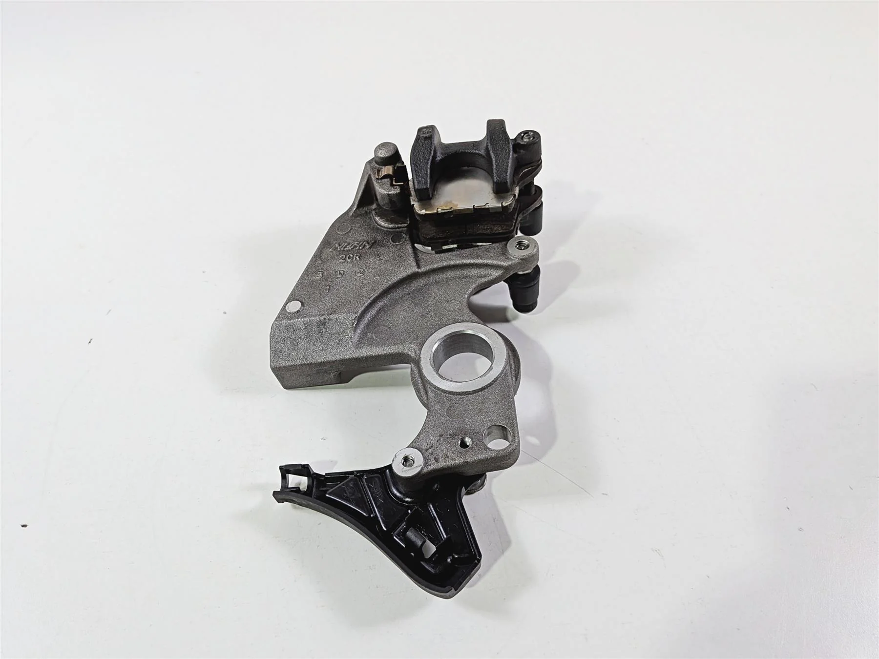 2024 Yamaha YZF R1 RN65 Nissin Rear Brake Caliper & Bracket 2CR-2580W-00-00 - Image 6