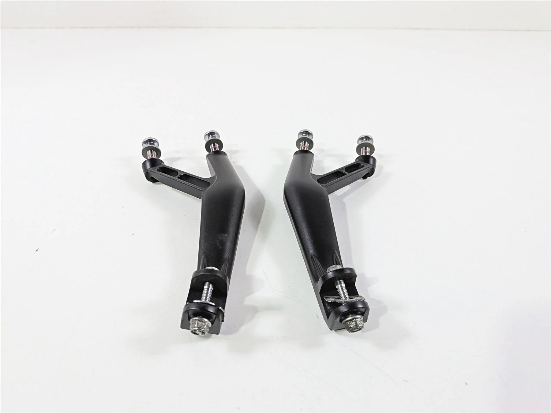 2024 Yamaha YZF R1 RN65 Rear Passenger Footpeg Mounts 2CR-2741L-01-00 - Image 2