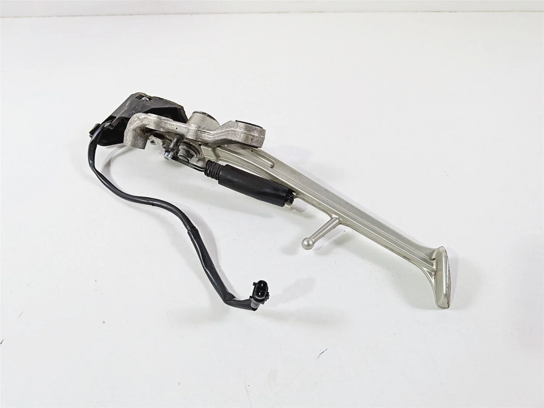 2024 Yamaha YZF R1 RN65 Side Kickstand Kick Stand + Switch 2CR-27311-00-00 - Image 12