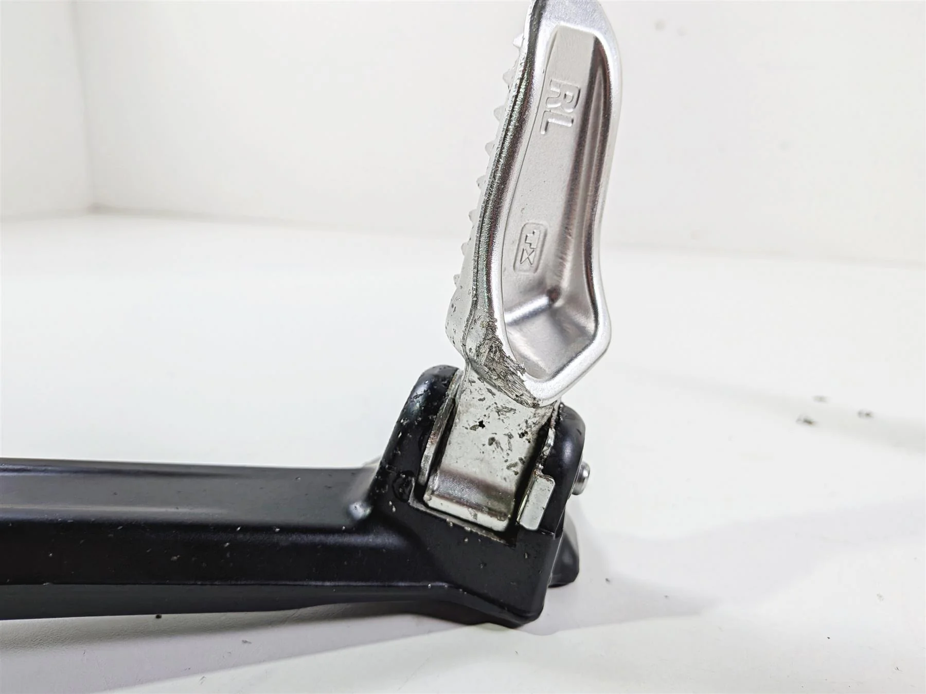 2025 CFMoto 450 SS Left Right Rear Passenger Footpegs 6AQV-140200-1001-0D300 - Image 8