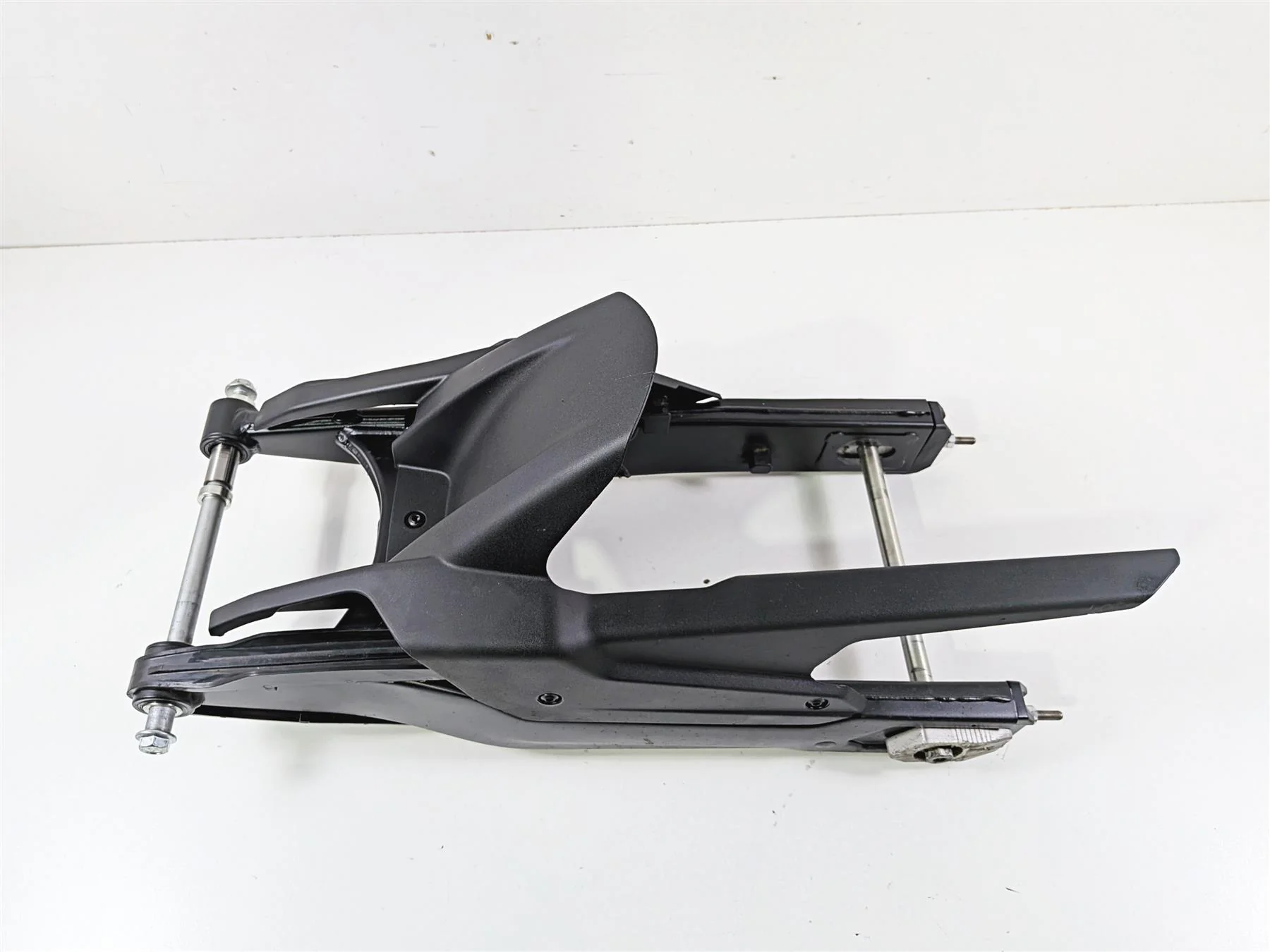 2025 CFMoto 450 SS Rear Swingarm Axle Fender Set 6AQV-060300-1004-0BP00