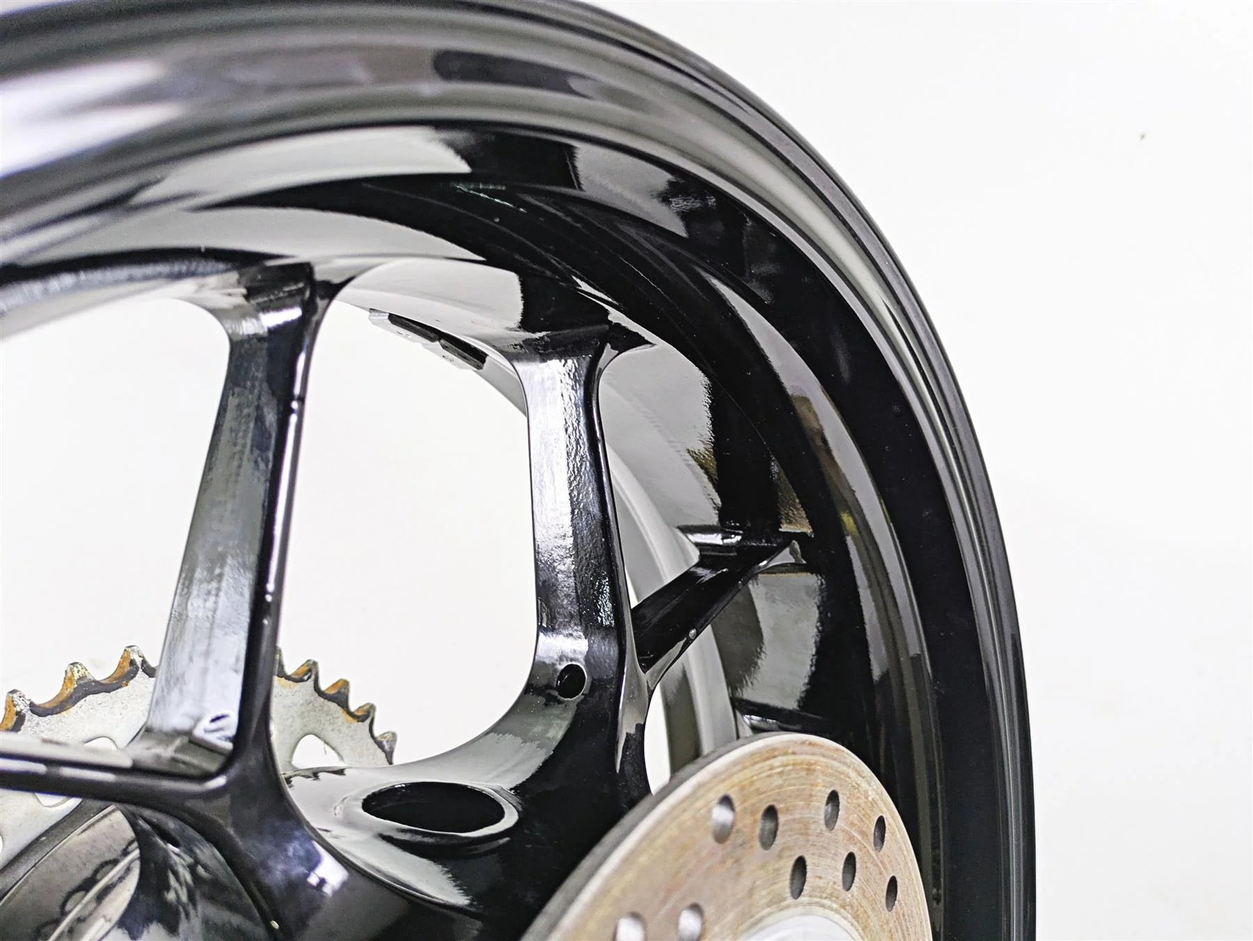 2025 Honda CBR600RR 17x5.5 Rear Wheel Rim - Runout 42650-MJC-A01ZC - Image 6