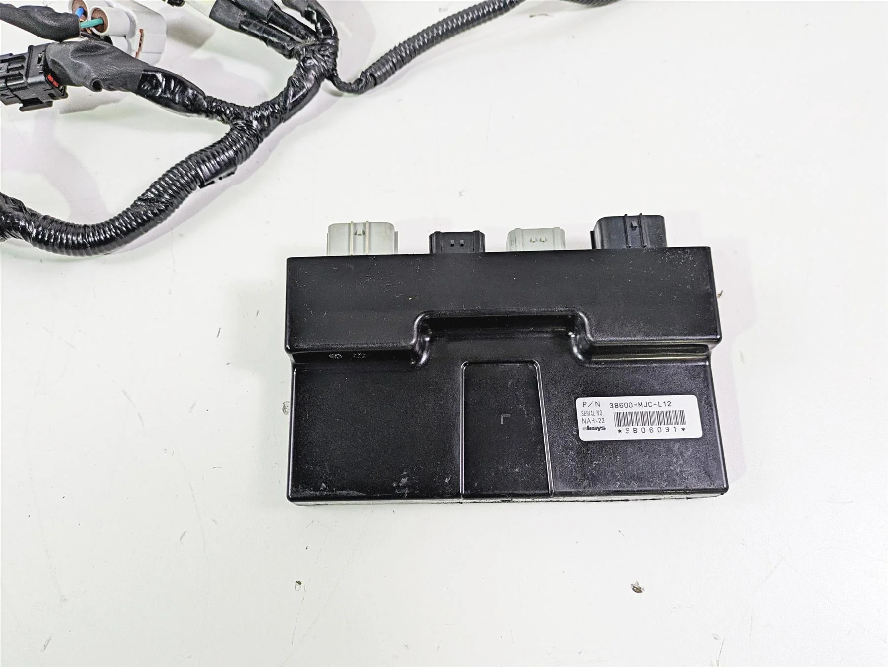 2025 Honda CBR600RR Abs Cdi Ecm Ecu Control Module & Wiring - Read 38600-MJC-L12 - Image 2
