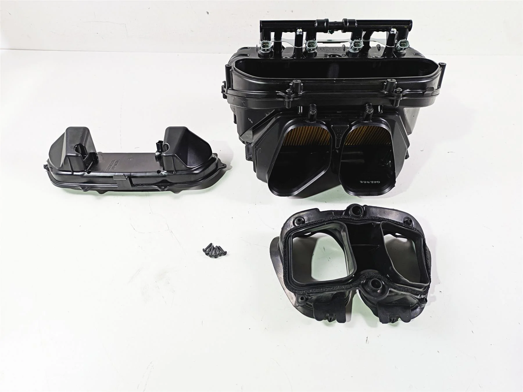 2025 Honda CBR600RR Air Box Cleaner & Upper Injectors  17220-MFJ-D00