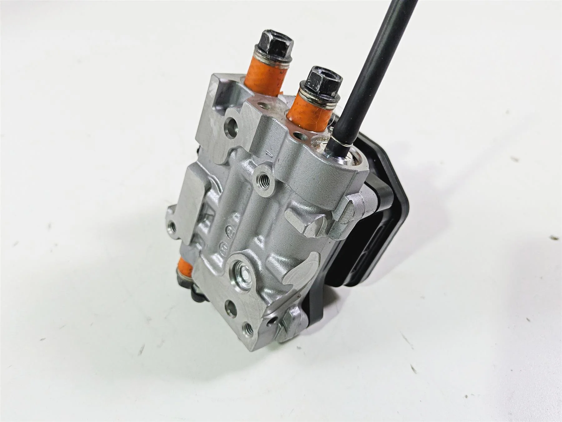 2025 Honda CBR600RR Nissin Front Abs Brake Pump Valve Unit 57500-MFJ-A51 - Image 11