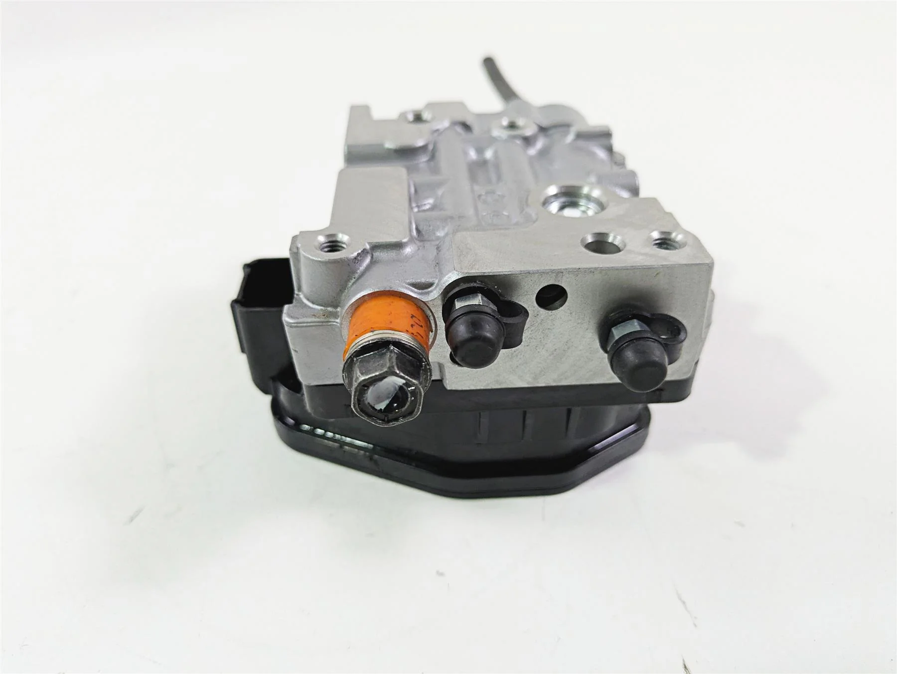 2025 Honda CBR600RR Nissin Front Abs Brake Pump Valve Unit 57500-MFJ-A51 - Image 12