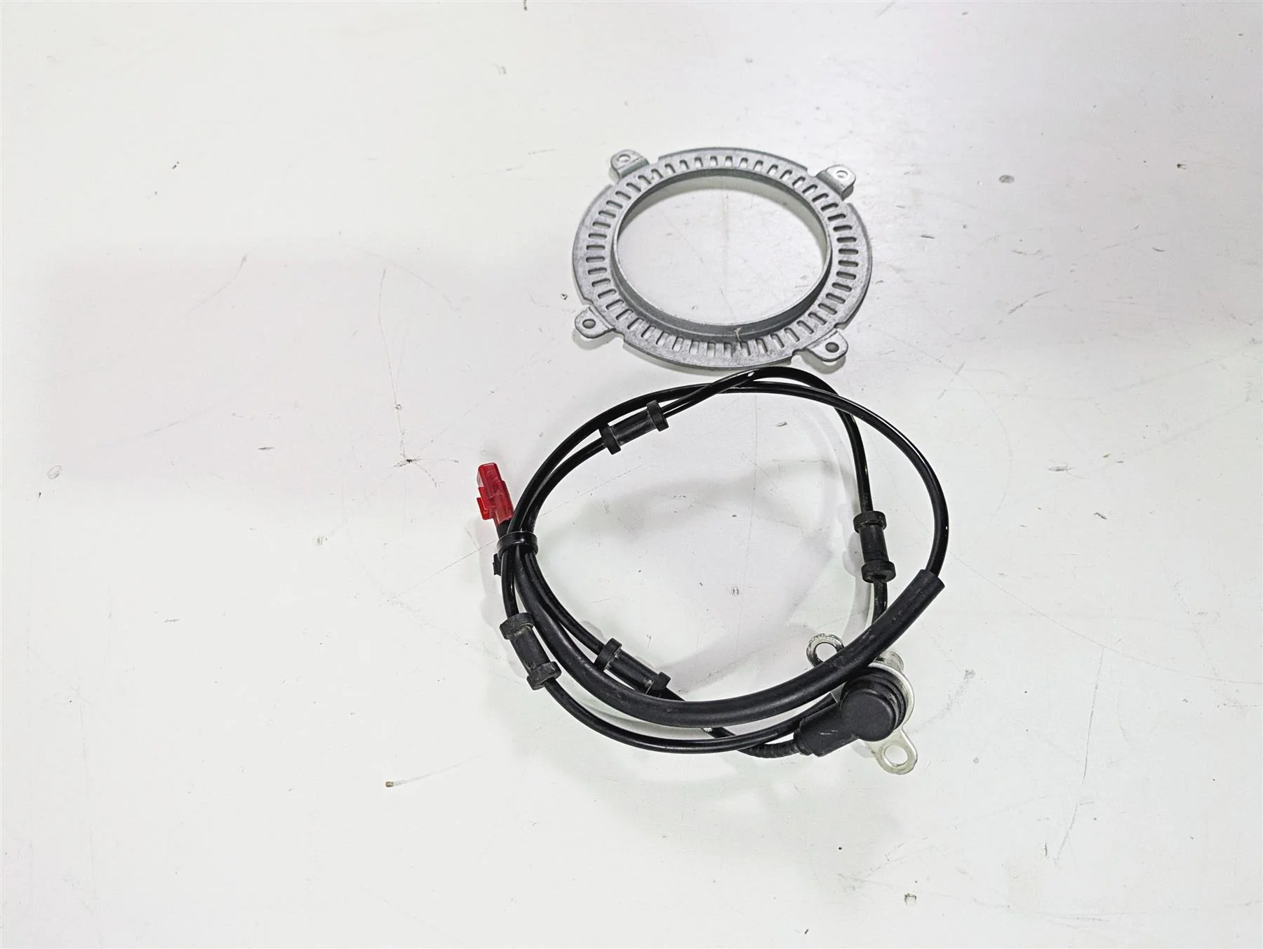 2025 Honda CBR600RR Rear Abs Brake Wheel Speed Sensor 38510-MFJ-A51 - Image 2