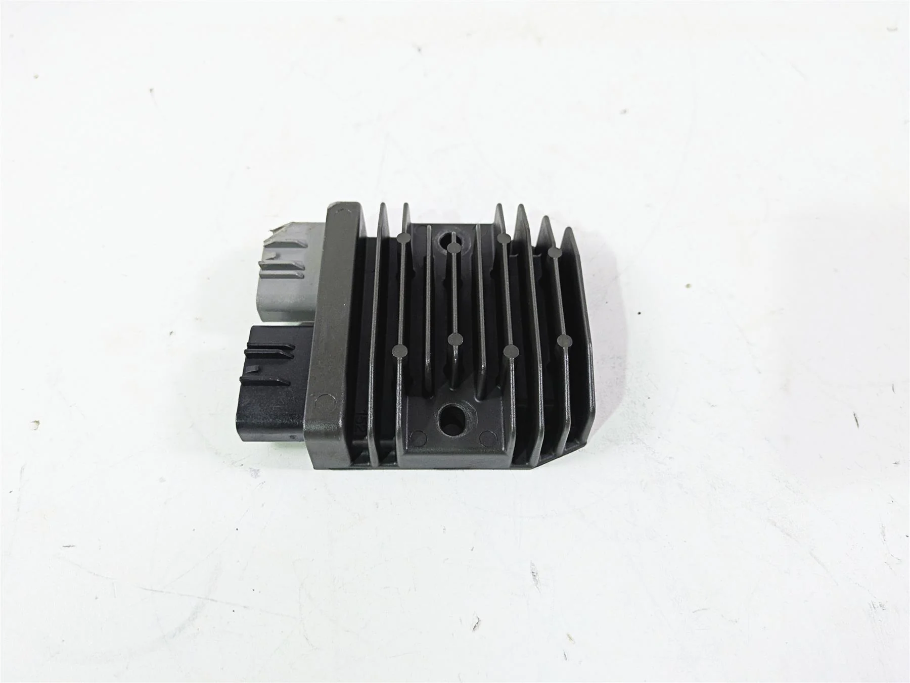 2025 Honda CBR600RR Rectifier Voltage Regulator - Read FH020AA 31600-MGZ-J01 - Image 3