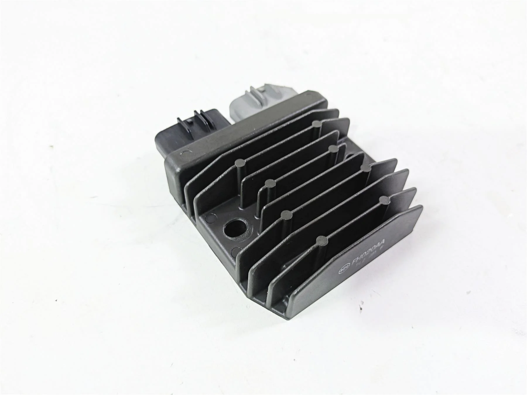 2025 Honda CBR600RR Rectifier Voltage Regulator - Read FH020AA 31600-MGZ-J01 - Image 4
