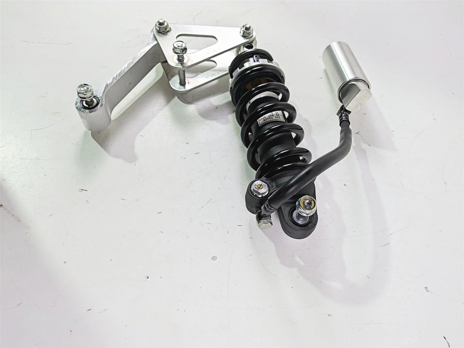 2025 Honda CBR600RR Straight Rear Suspension Shock Damper 52400-MJC-L11 - Image 4