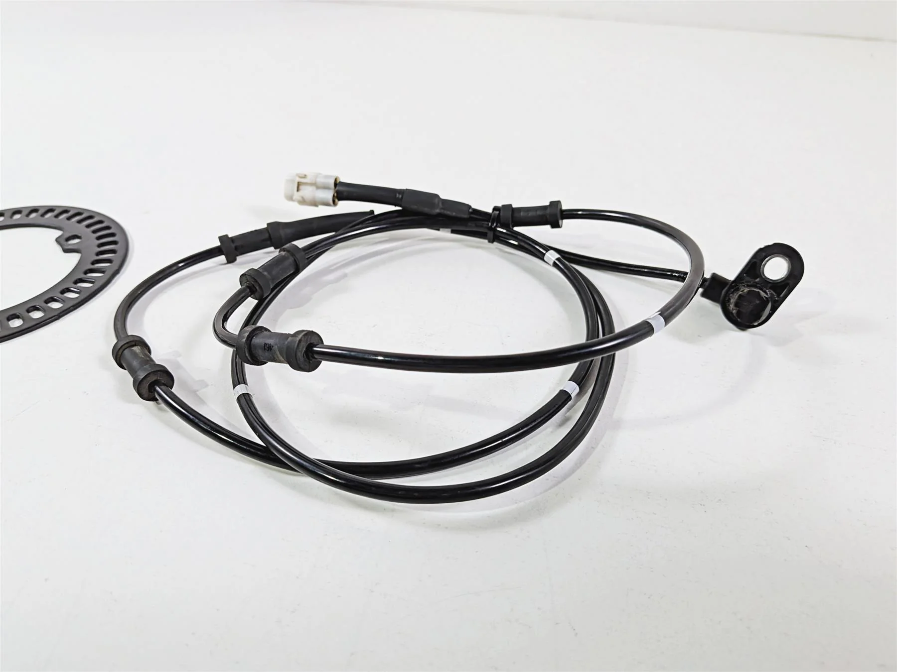 2025 Yamaha YZF R7 Front Abs Brake Wheel Speed Sensor BEB-85970-00-00 - Image 5