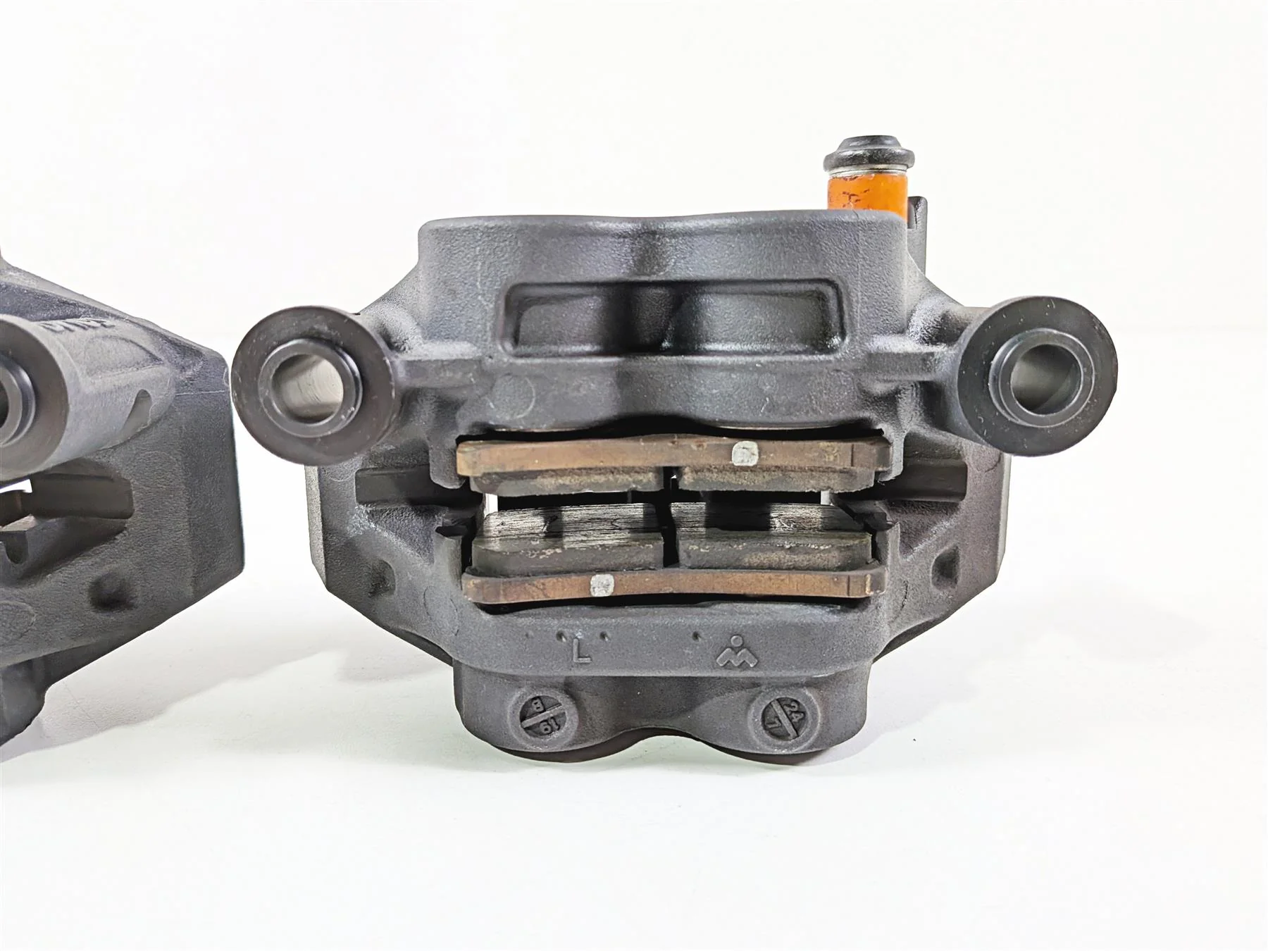2025 Yamaha YZF R7 Front Brake Caliper & Pad Set 1RC-2580T-00-00 1RC-2580U-00-00 - Image 10