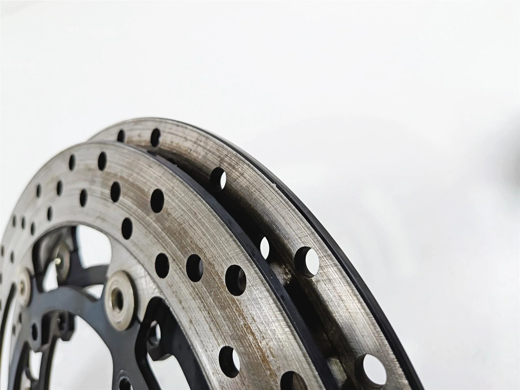 2025 Yamaha YZF R7 Front Brake Rotor Disc Set 2K 4.4mm BEB-2581T-00-00 - Image 13