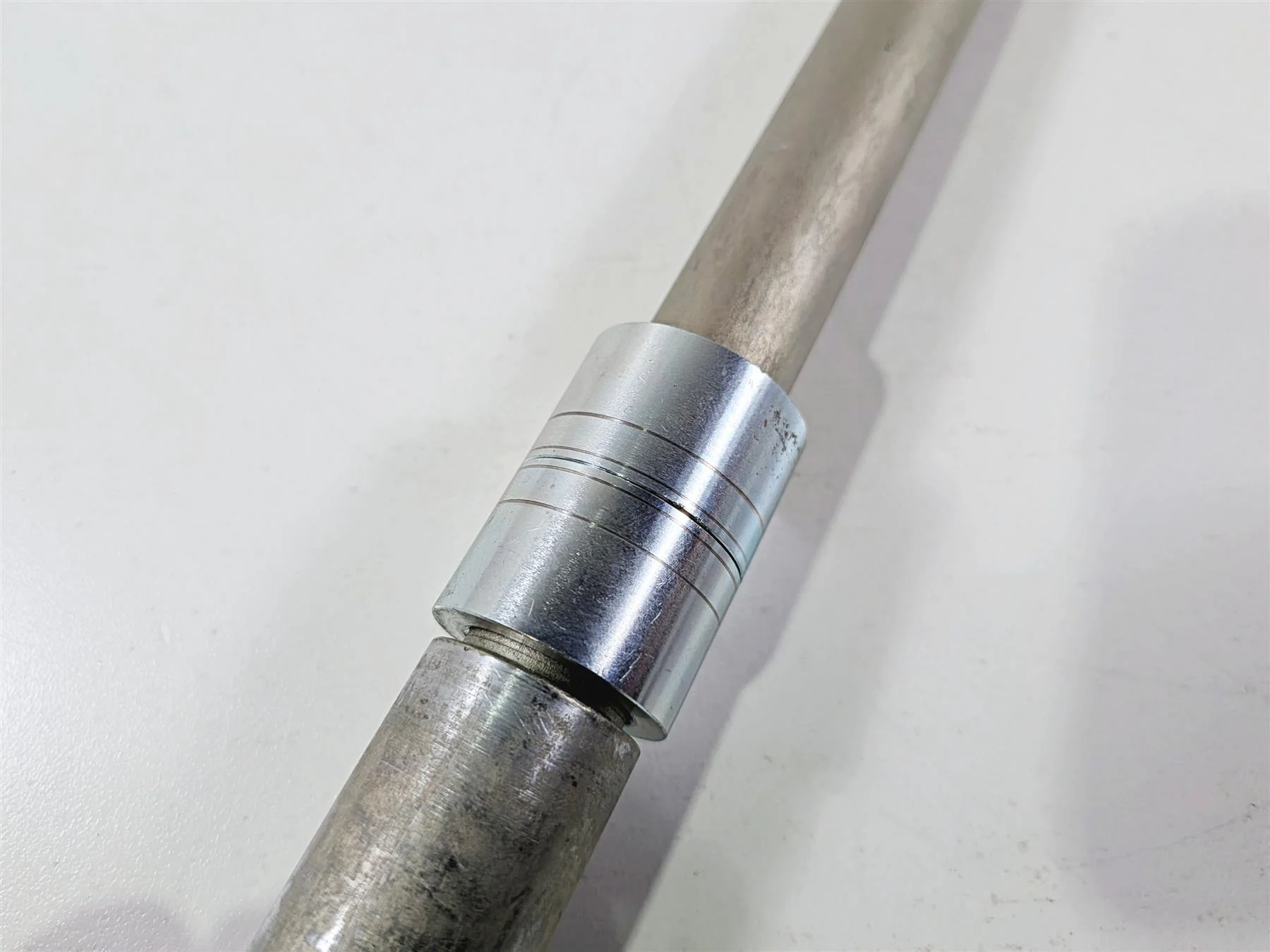 2025 Yamaha YZF R7 Front Wheel Spindle Axle 1RC-25181-00-00 - Image 9