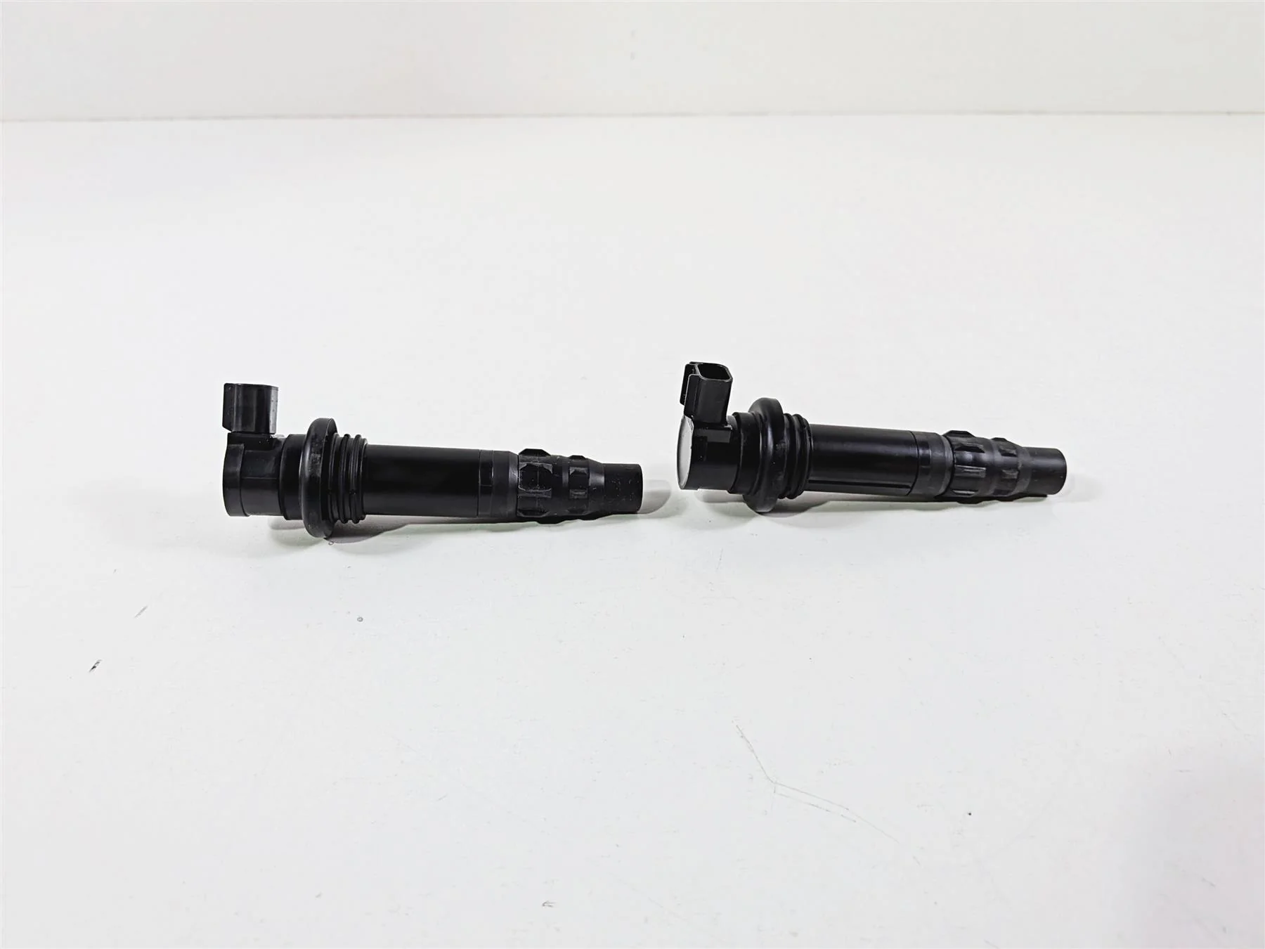 2025 Yamaha YZF R7 Ignition Coil Set Stick 1WS-82310-00-00 F6T55S - Image 4