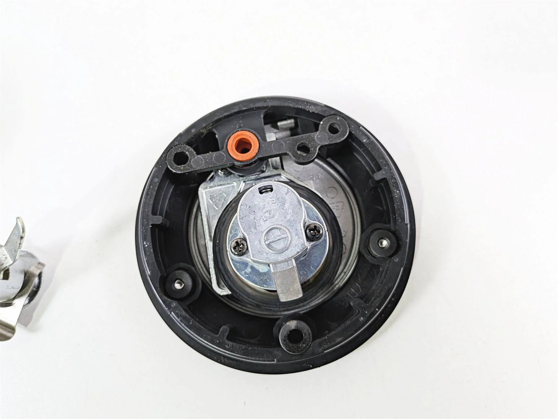 2025 Yamaha YZF R7 Ignition Switch Key Set Gas Cap Seat Lock BEB-82501-01-00 - Image 7