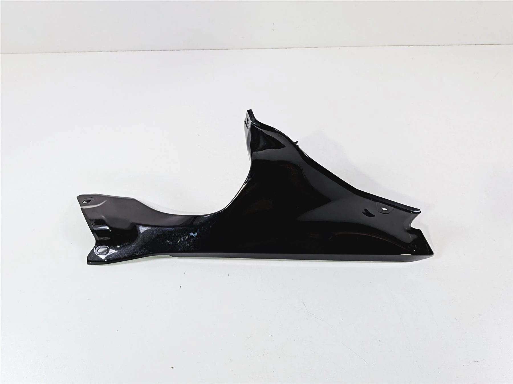 2025 Yamaha YZF R7 Left Upper Inner Black Fairing  Cover BEB-2837L-00 - Image 2