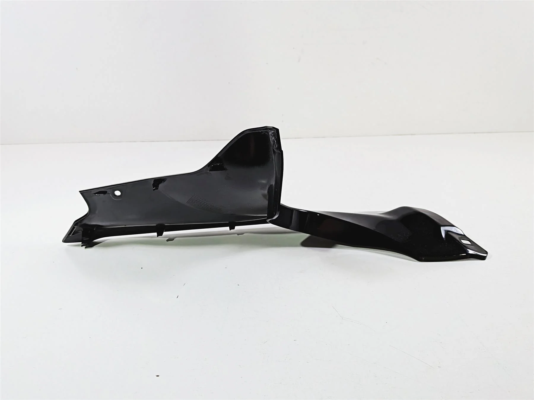 2025 Yamaha YZF R7 Left Upper Inner Black Fairing  Cover BEB-2837L-00 - Image 5